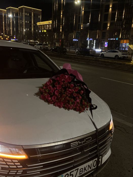 букет цветов кустовые розы