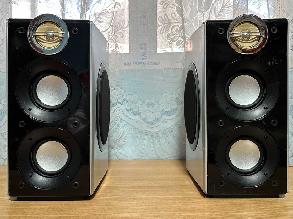 Boxe LG de camera cu subwoofer incorporat-sunet de exceptie HI-FI