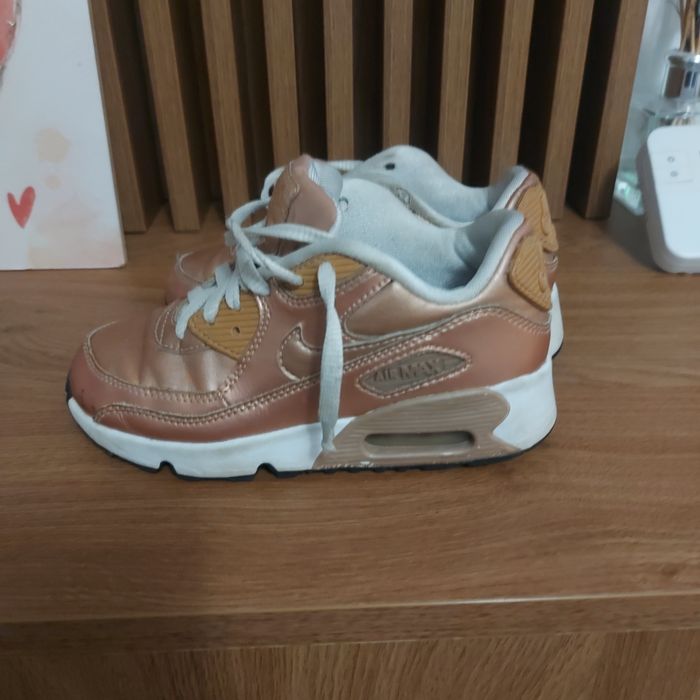 Adidasi Nike copii