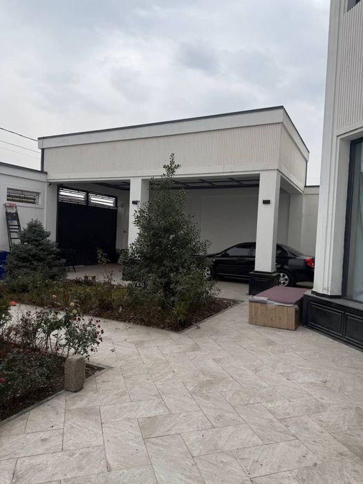 Сергили Янгихайотта ховли сотилади