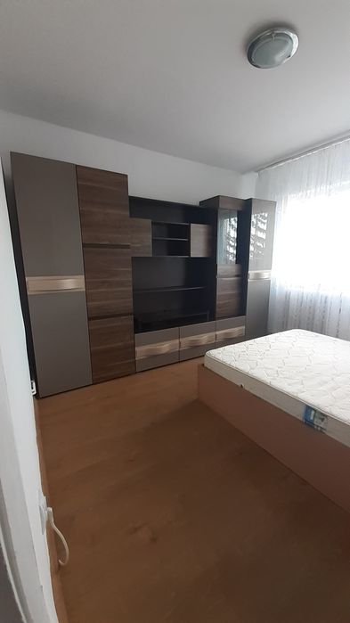 Inchiriez apartament 2 camere