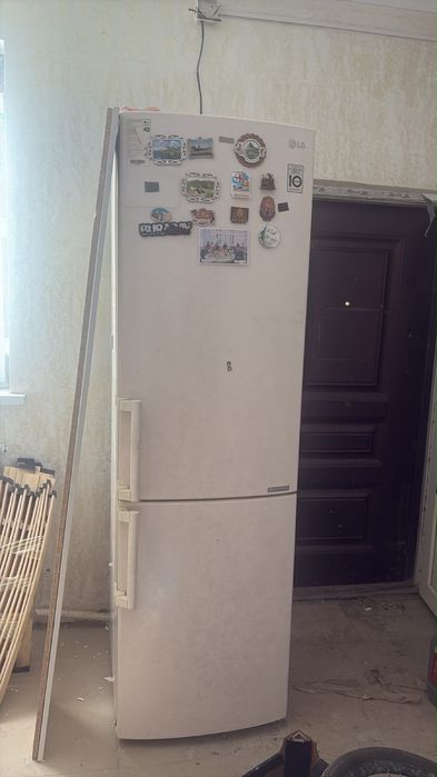 холодильник для дома или магазин