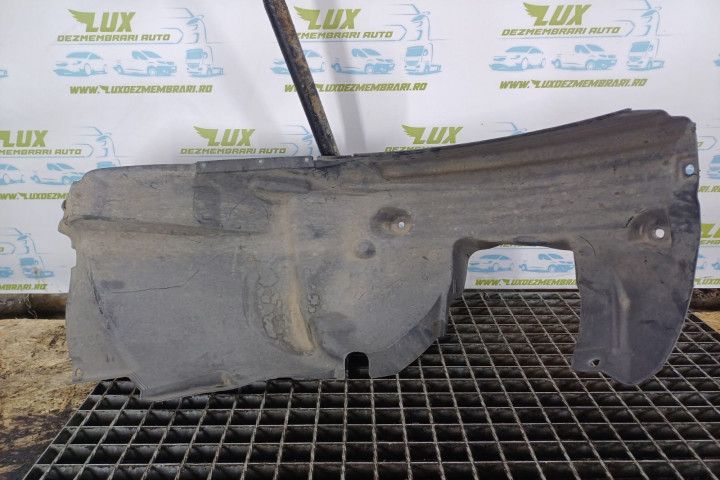 Carenaj roata fata dreapta 51717059372 BMW Seria 1 E87 (2004 - 2007)