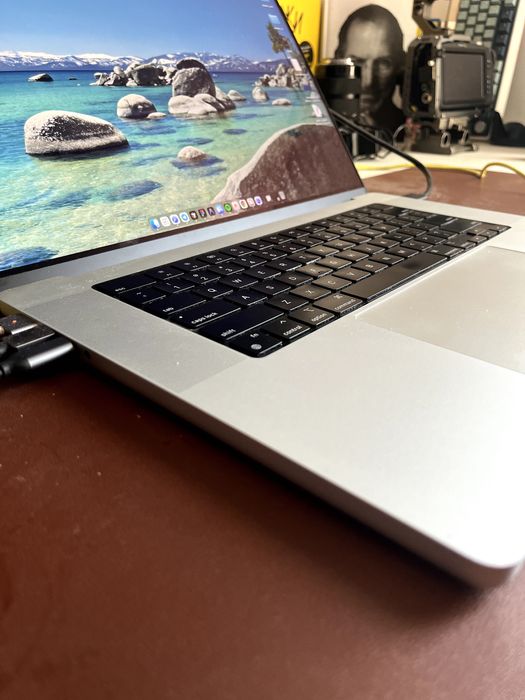 Macbook M1 Max 32GB/1TB 16" 89%