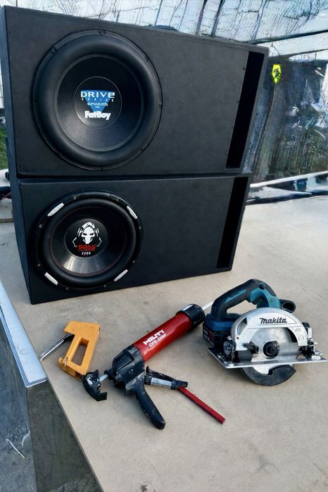 Vand subwoofer Hifonics. 1400W 500rms. 4 ohmi Magnat, Crunch, Blaupunckt Boss.