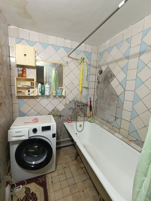 3/1/5. Сергели 2. Квартира 78 м² (подвал, огород). Метро - 500 м.