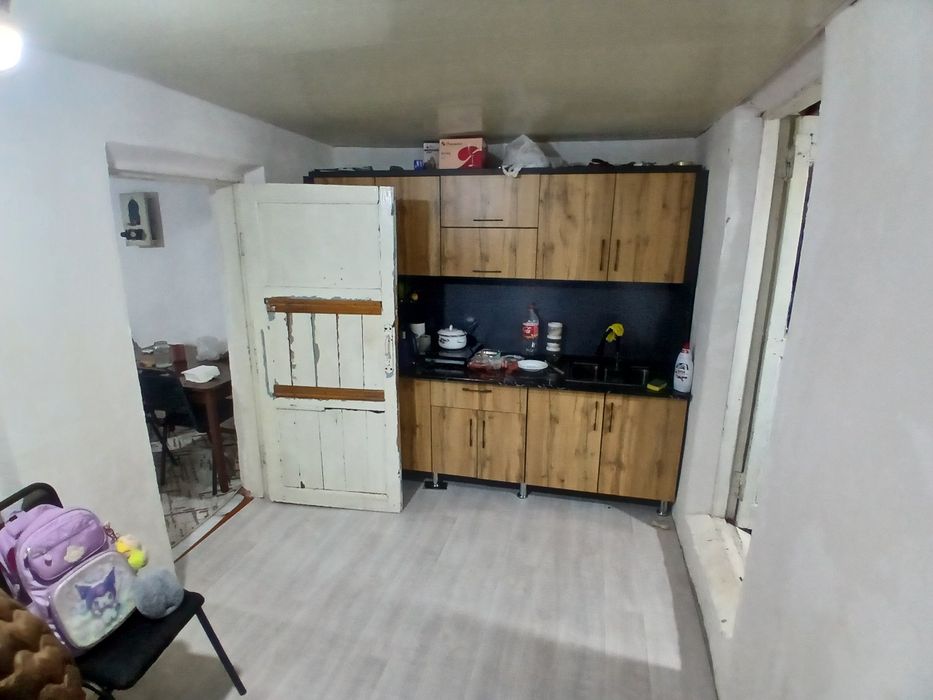 Дом 4 комнаты 70м2. 3 сотки вьезд для авто