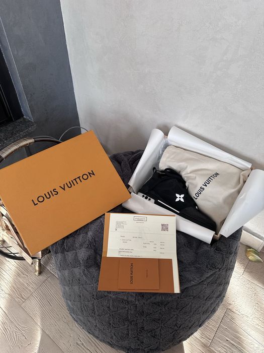 Louis Vuitton LV Skate Sneakers Black White