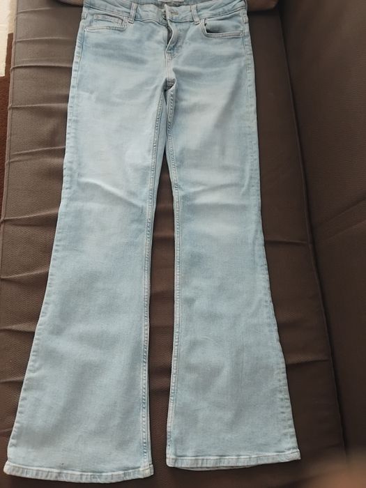 Blugi flare,zara,marimea 38