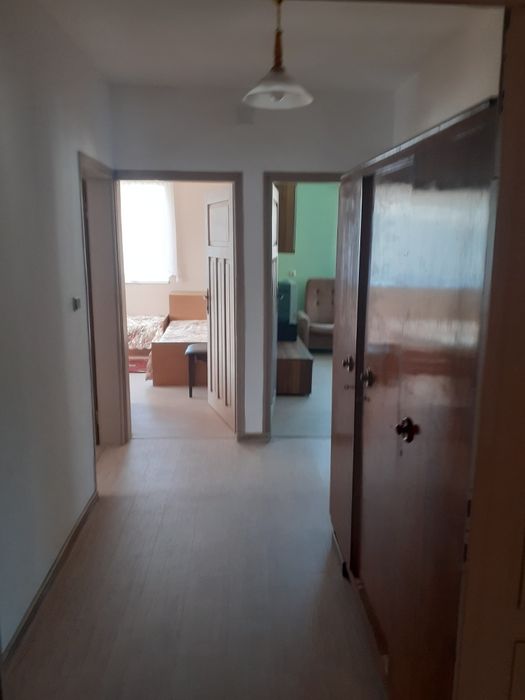 Дава се под наем Етаж от къща в Смолян, Горно Райково - 120 кв.м за 255 € - Снимка #1