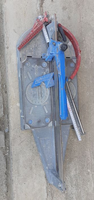 Masină montolit pentru tăiat plăci ceramică