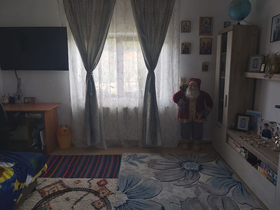 Casa cu teren1900mp Izbuc