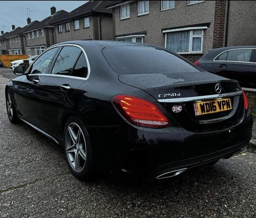 Mercedes W205 C300D Hybrid AMG 2015 г. C 200 бензин .На части