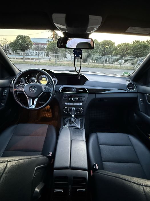VAND MERCEDES C220 CDI  facelift avantgarde 2011