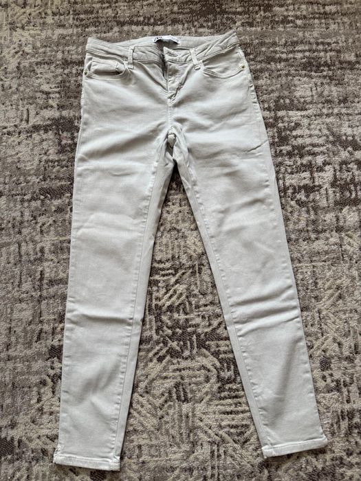 Blugi Gri Zara de dama