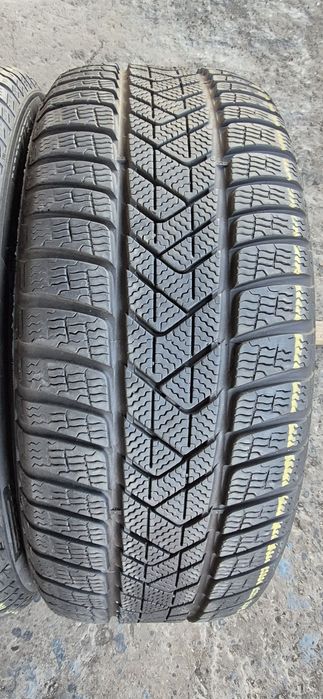 4 anvelope iarna RFT Pirelli,fata 245/40/19,spate 275/35/19.Pret/buc.