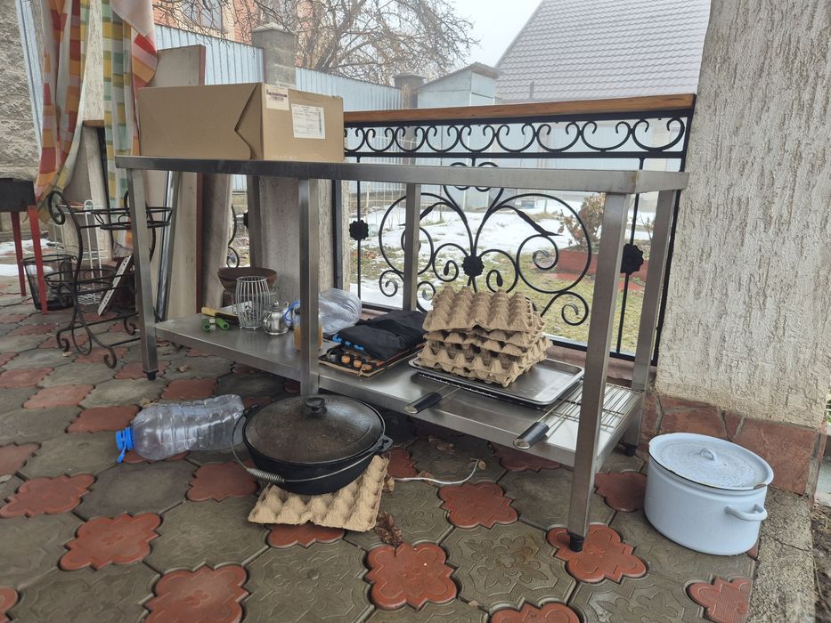 Стол кухонный нержавейка