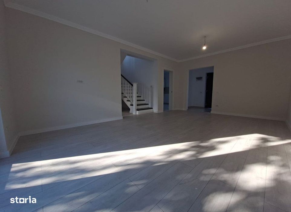 Casa 4 camere Miroslava , 105 metri Cod:163041