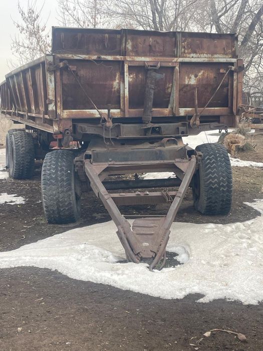 Прицеп 12ти тонник.