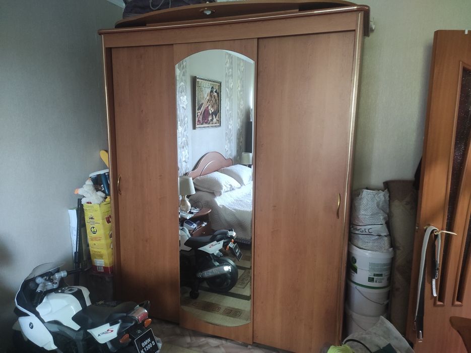 Продам шкаф купе в отличном состоянии