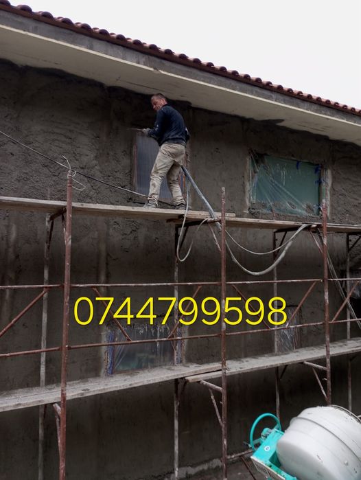 Tencuiala mecanizata și tradițională