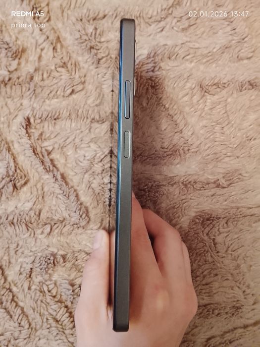 Продам новый телефон realmi note 50