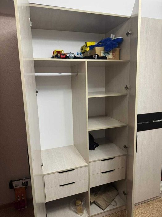 Спальный гарнитур