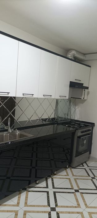 Продаётся квартира 2 х комнатная