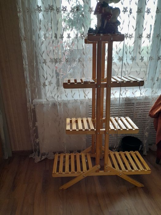 Полка для цветов