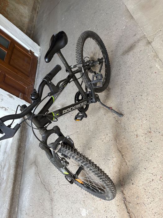 Bicicletă Rockrider pentru copii – stare bună