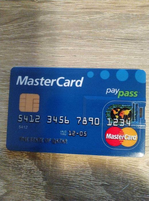 флашка с форма на авто ключ, флаш памет с USB 2.0, банкова карта 32 GB