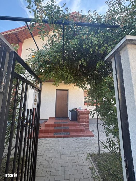 Casă Individuală P+1 | 3 Dormitoare | 500 Mp Teren | Str. Rubinului, B