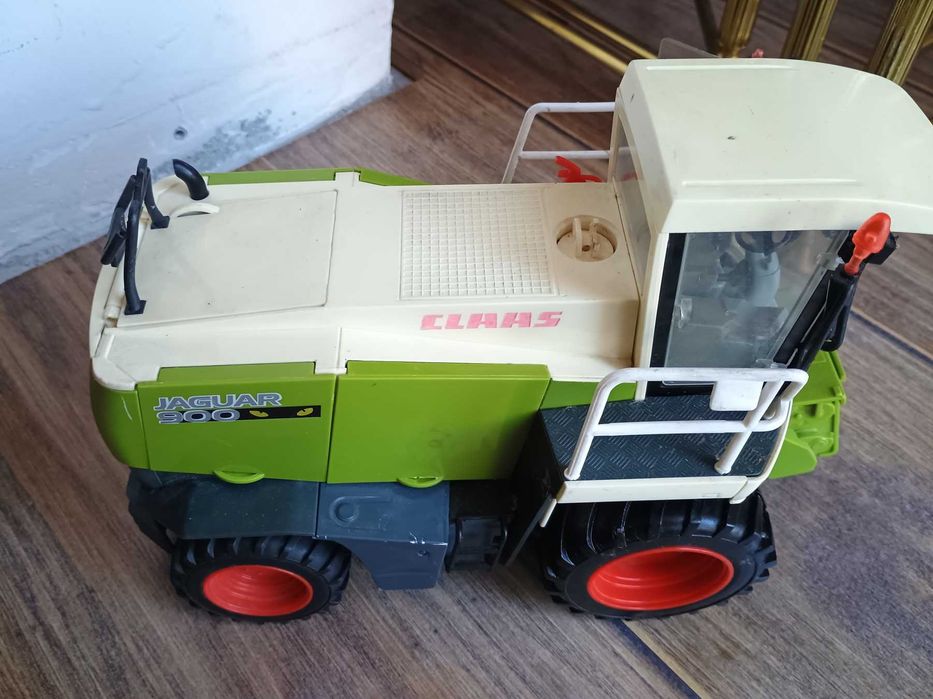Комбайн CLAAS Jaguar 900 Умален Модел Голяма Играчка