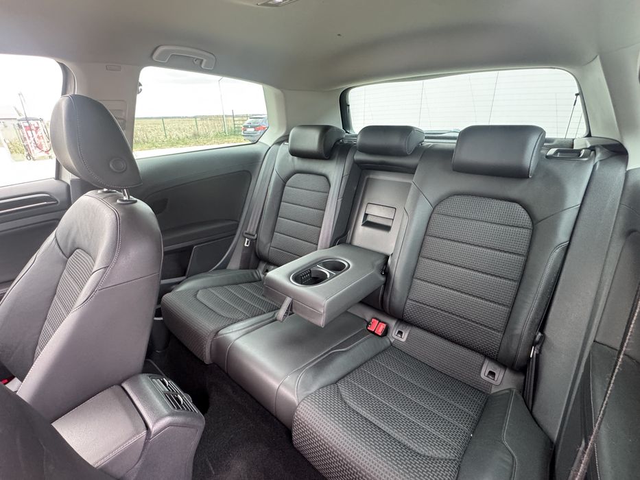 VW GolF Automat/navigatie/piele/masaj/scaune sport/150cp/rate/garantie