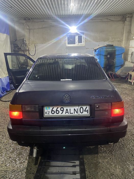 Volkswagen vento обемь 2