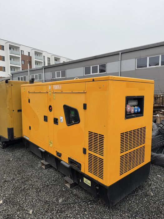 Inchiriez generator  curent Caterpillar 150KVA Generator Jcb 140 KVA