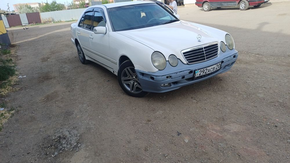 Продам Мерса 210
