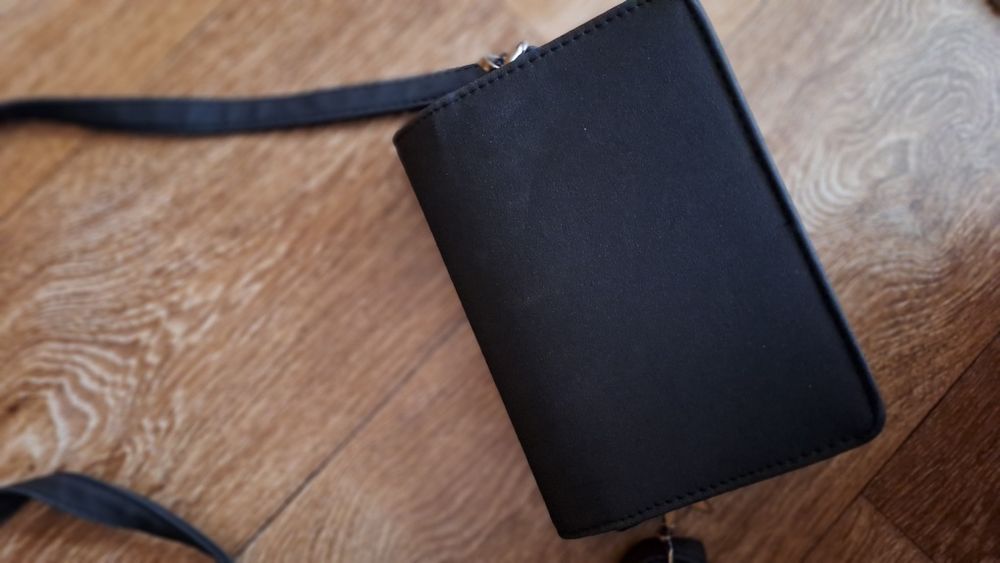 Елегантна дамска чанта