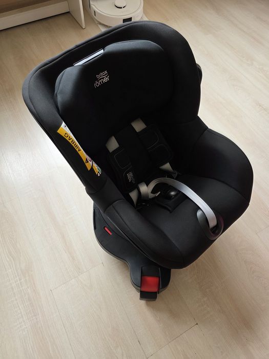 Детско столче за кола Dualfix M i-SIZE I 3 м - 4 г | 61 - 105 см | 18 кг