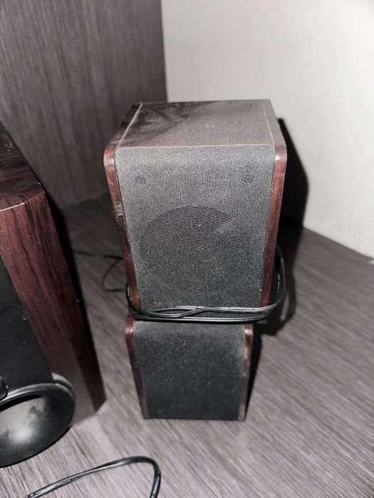 продам колонки sven sps-821