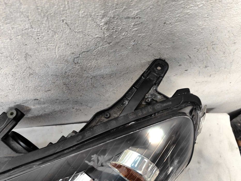 оригинален фар Опел Астра  Opel Astra H