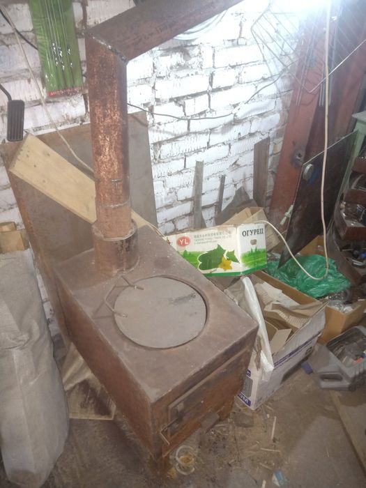Продам печь . Срочно.