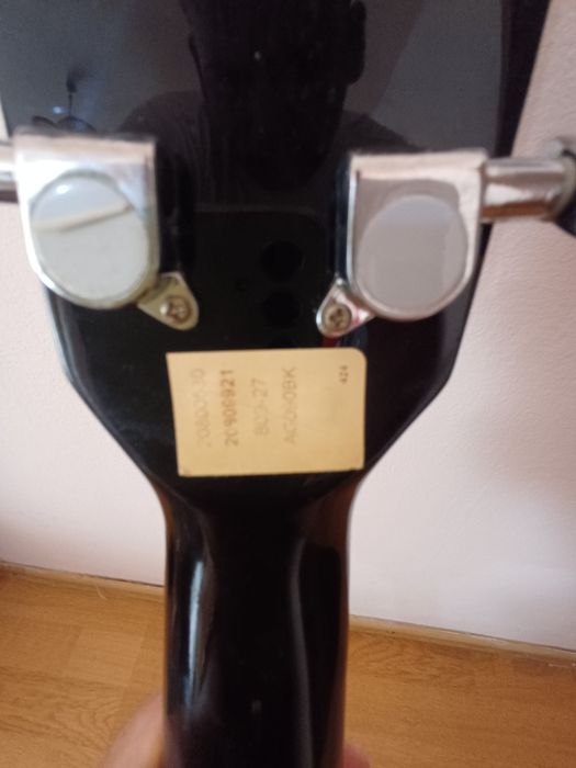 Gitara acustica cu husa 350 ron