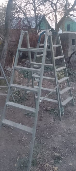 Продам стремянки