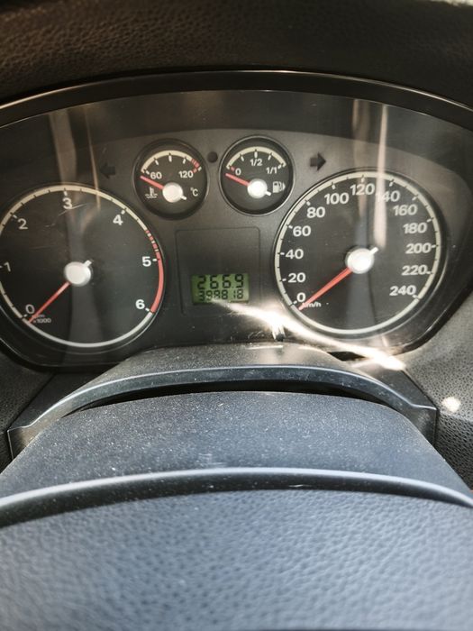 FORD Focus 2006 — imagine 5