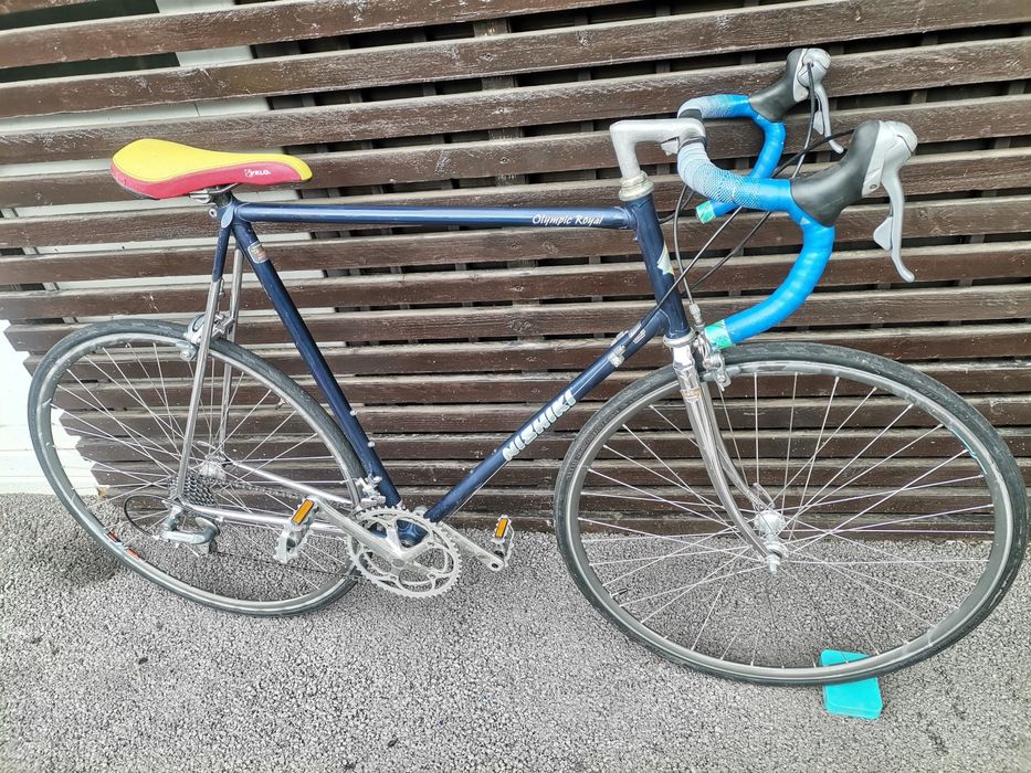 Cursieră Nishiky Japonia