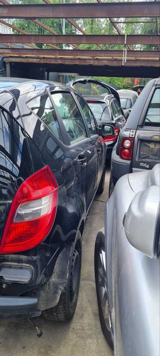 Мерцедес Бенц А 180 CDI  автомат 2011 г. 640.940 – само на части