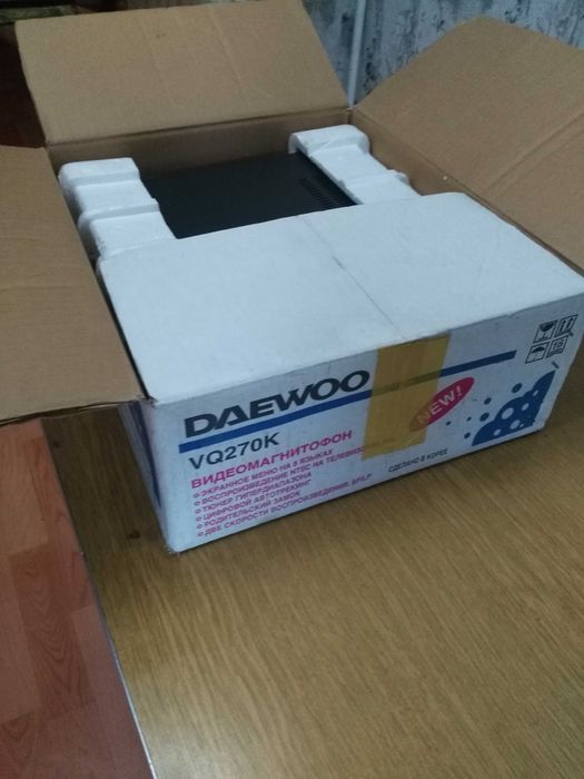 видео-магнитофон DAEWOO VQ270Kи тел. PANASONIK-TAU GIGA 72 дюйма