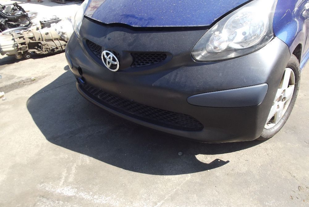Bara fata Toyota Aygo 2006-2012 spoiler bara fata completa dezmembrez