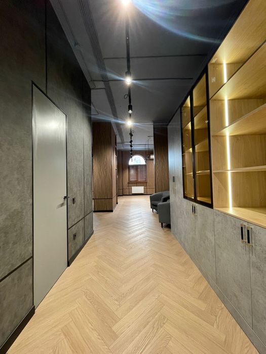 Коммерция Royal Expo